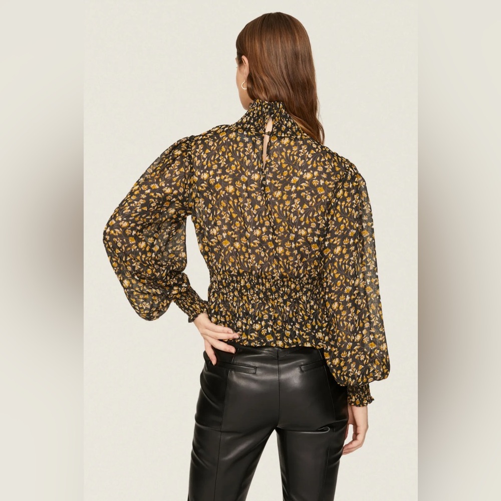 MINKPINK - Mira Shirred Blouse - Size Medium NWT - Picture 2 of 5